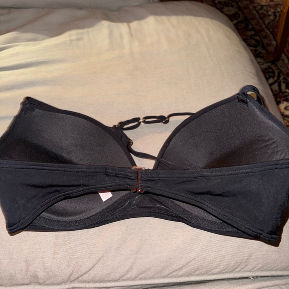 Victoria secret underwire bikini top - Picture 2 of 2